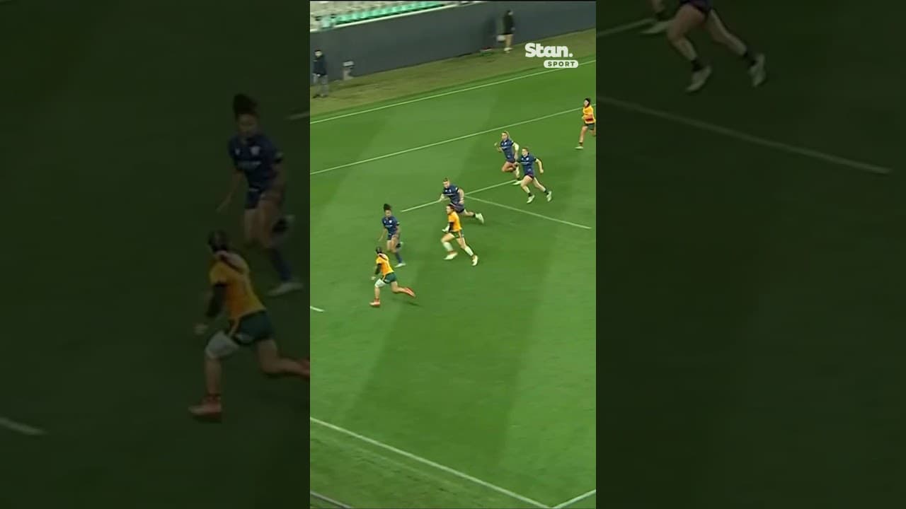 Desi in the corner ⚡️