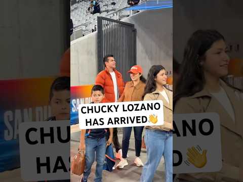 Chucky Lozano checking in for a do or die playoffs match😤