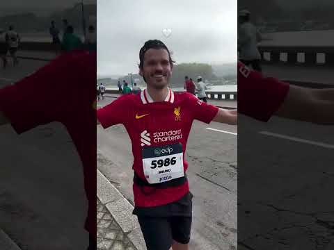 Rute Cardoso shared a hug with Bruno Duarte, close friend Diogo Jota ❤️ (via brunomduarte/IG)