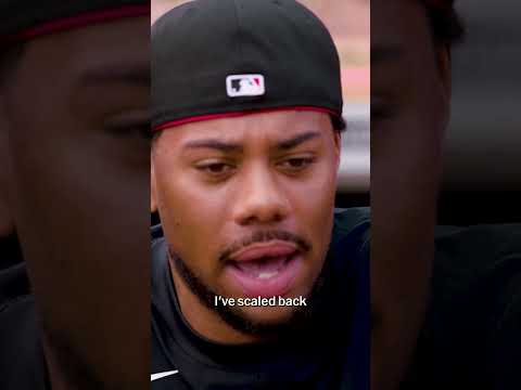 Hunter Greene is painting corners on and off the field 🔥