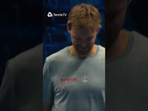 He Went AROUND The Net 🤯😆