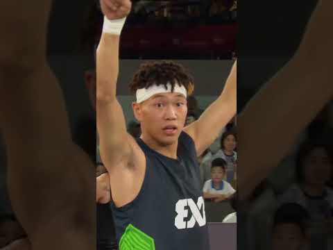 A 2x1 dunk straight out of a video game 🤯 Via: FIBA3x3 #3x3Basketball