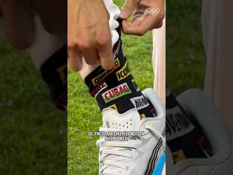 EJ Obiena representing the Philippines from head to toe. 🧦🇵🇭 #Athletics