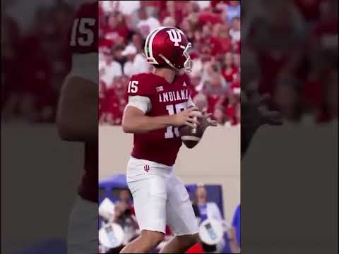 THE STAGE IS SET IN MIAMI 🏈 Hurricanes vs. Hoosiers for all the marbles 🏆