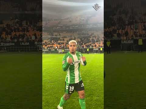 Una noche MÁGICA de BALOMPIÉ 🤩 #shorts #realbetisgetafe