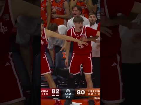 LAWRENCE WITH THE GAME-WINNER 🏀🔥