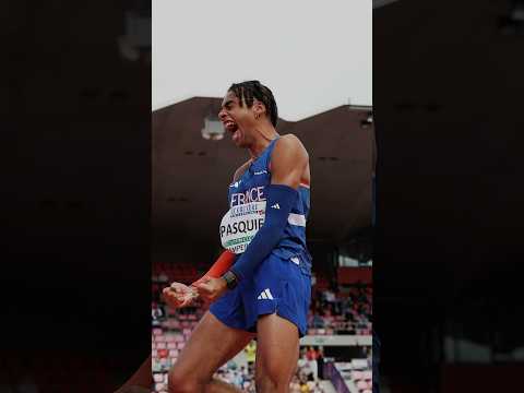 Allez! 🇫🇷 The amazing Elijah Pasquier entertains the crowds with a lifetime best at #Tampere2025