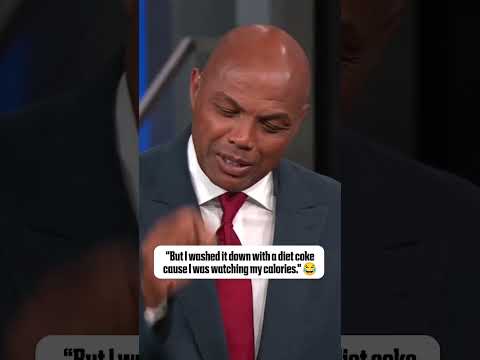 Charles Barkley is just like the rest of us 😂🥤