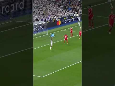 We’ve seen that one before!🤩 Tchouameni 🤝 Kroos #UCL #RealMadrid