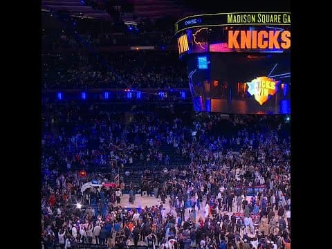 NO ONE WANTED TO LEAVE MSG AFTER THE GAME 4 COMEBACK 😂