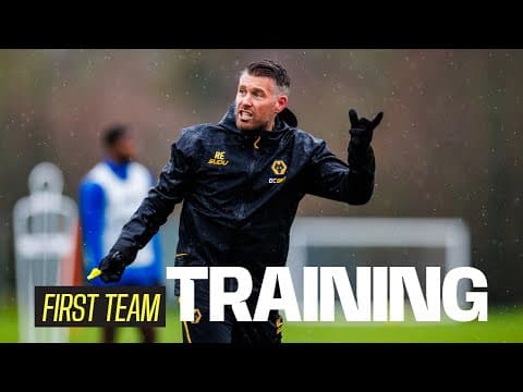 Work continues at Compton | First-team training ahead of the trip to Old Trafford