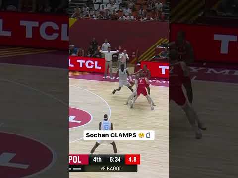 Jeremy Sochan is a MENACE on defense 😤🇵🇱 #FIBAOQT