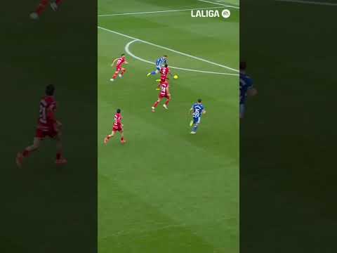 Ocasión de Toni Martínez contra el CF Getafe #alaves