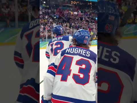 Zach Weresnki gets USA on the scoresheet 🙌🇺🇸