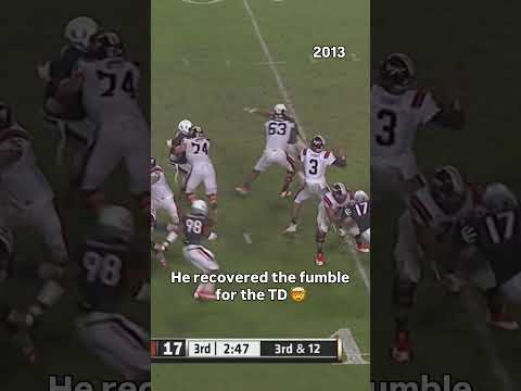 Diving in to save the play 👏 #virginiatech #accfootball #collegefootball