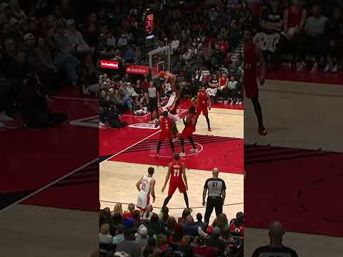 Amen got UP & threw it DOWN 😳 #rockets