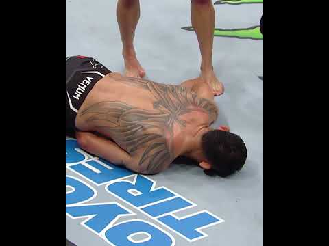 AN ALL TIME KO! #ufcwhitehouse