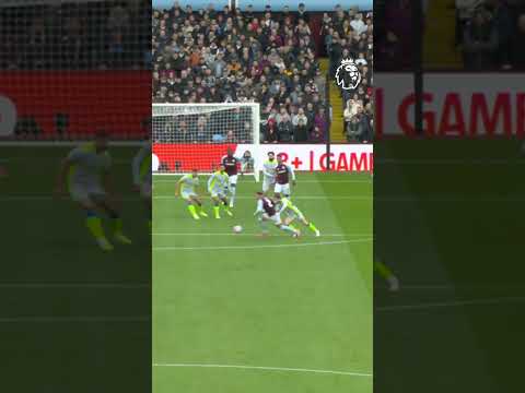 Matty Cash wins it against Man City! 🦁