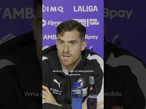 Sin miedo a 𝐧𝐚𝐝𝐚 𝐧𝐢 𝐚 𝐧𝐚𝐝𝐢𝐞 👊🎙️ Toni Martínez  🔜 #BarçaAlavés #GoazenGlorioso ⚪️🔵