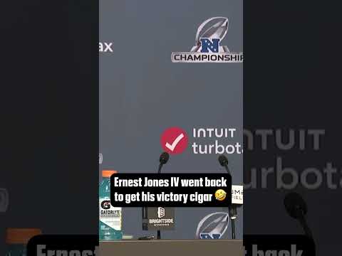 Ernest Jones IV brought the victory cigar to the press conference 😂