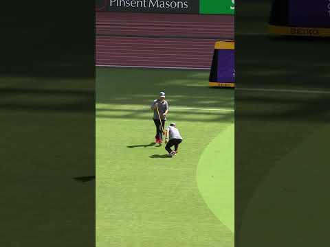 Leo Neugebauer smashes championship decathlon best in the discus 🔥 #worldathleticschamps