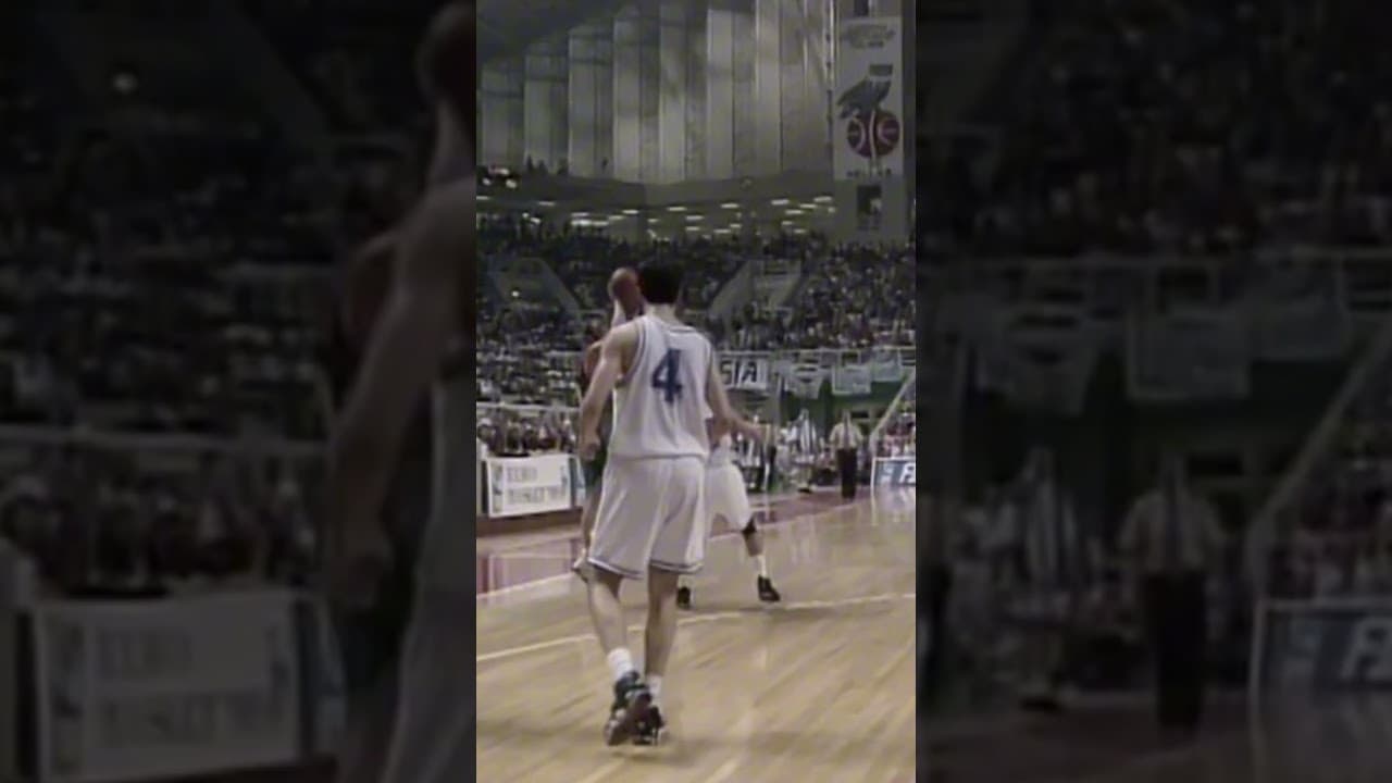 Sabonis with eyes in the back of his head 🤯 #FIBAWC