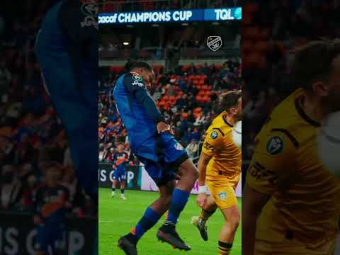 Powell powers it in! ⚽️