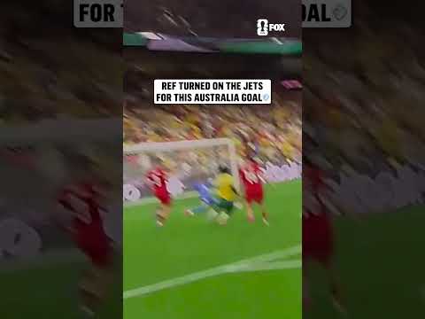 The referee had to give the audience the best angle