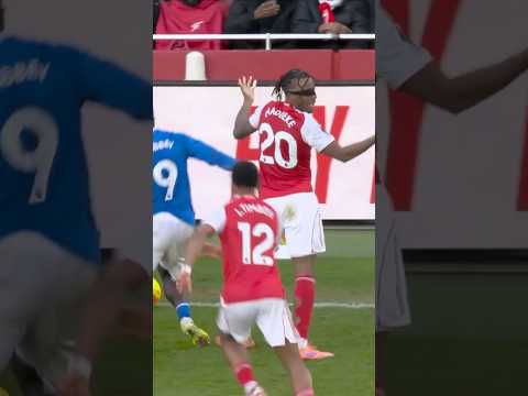 NONI MADUEKE COULDN’T SEE!