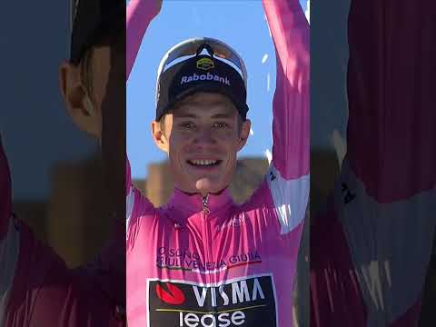 Jonas Vingegaard lifts the Endless Trophy for the first time as he wins the Giro d’Italia 🙌🏆