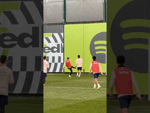 Lewy 🤝 Gerard Martín #shorts #fcbarcelona #football