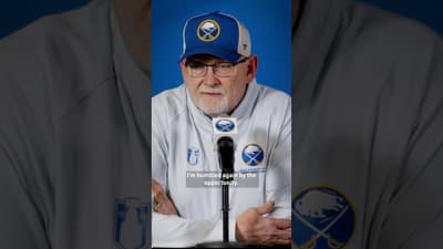 Everybody thank Lindy’s wife 🤝 #buffalosabres #hockey #nhl