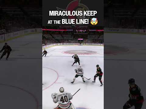 HOW did he keep this play alive!? 😱