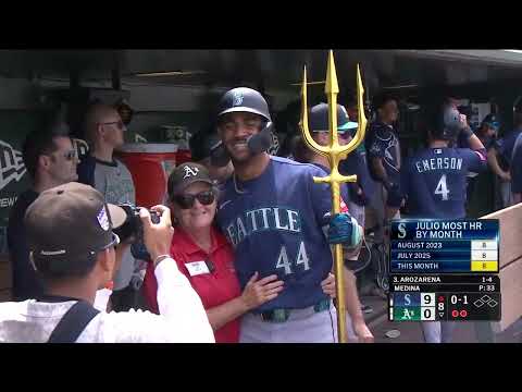 10 HRs for Julio Rodríguez 🔱 He hammers a 3-run shot for the Mariners in the 8th! | MLB Highlights