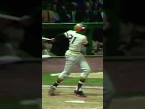 Slo-mo look at Roberto Clemente's swing 😲💪 #mlb #baseball