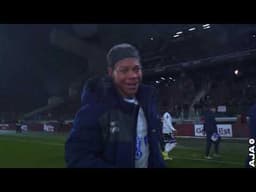 La joie sur le terrain après la victoire de l'AJA à Metz (3-1)