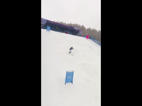 Australia’s Jakara Anthony is the first-ever #FreestyleSkiing women’s dual moguls champion! 🥇