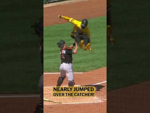 Andrew McCutchen nearly jumped OVER THE CATCHER! 😳