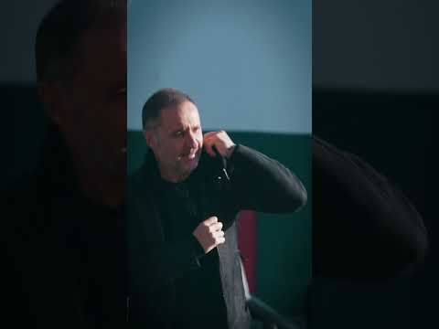 Day 1 for Vítor Pereira. 👊