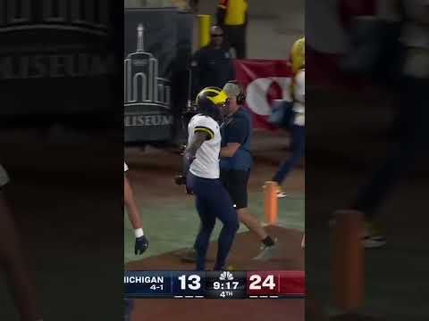 Marsh takes it to the HOUSE for Michigan 💨