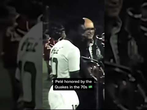 Pele honored in San Jose 🇧🇷 #sanjoseearthquakes #nasl #nycosmos #pele #brazil