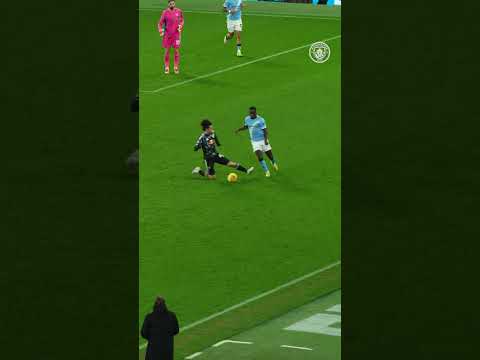 Jeremy Doku 💨 #football #running #mancity #premierleague #shorts #skills #jeremydoku #youtubeshorts