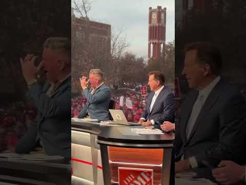 Pat was loving Saban's hair 😂💈