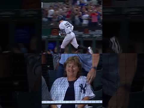 Aaron Judge making mom proud! 🥹❤️