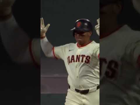 This canoer did the most for Rafael Devers' home run ball 😂💦 (via @sfgiants/IG)