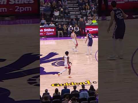 Reed & Tari from downtown 🏙️ #rockets