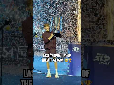 That’s how you finish a season 👏🏆 #nittoatpfinals #janniksinner #carlosalcaraz