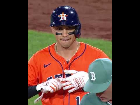 Trevor Story cuts down the runner at home! 🏠