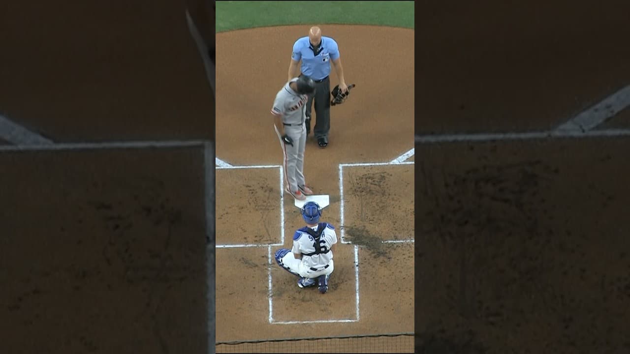 Rafael Devers’ little bunny hop 🐰