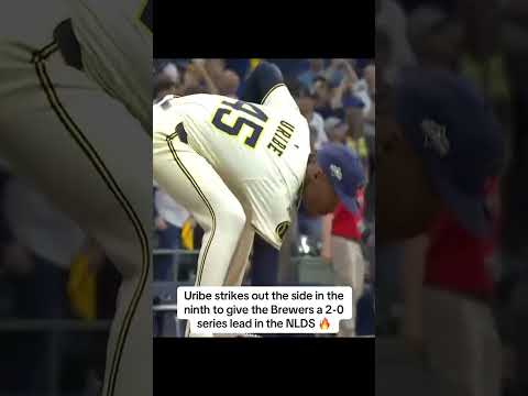 The Brewers go up 2-0 in the NLDS 💥